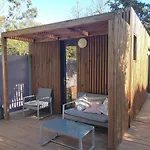 Joli Studio Climatise Avec Jacuzzi Prive Et Entree Independante