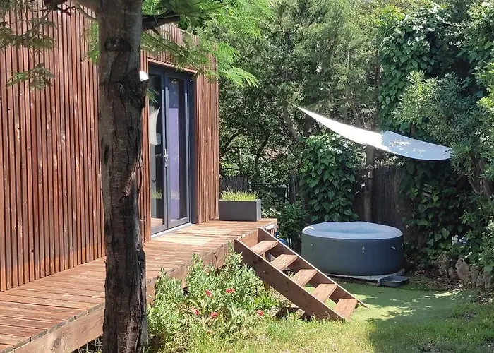 Joli Studio Climatise Avec Jacuzzi Prive Et Entree Independante