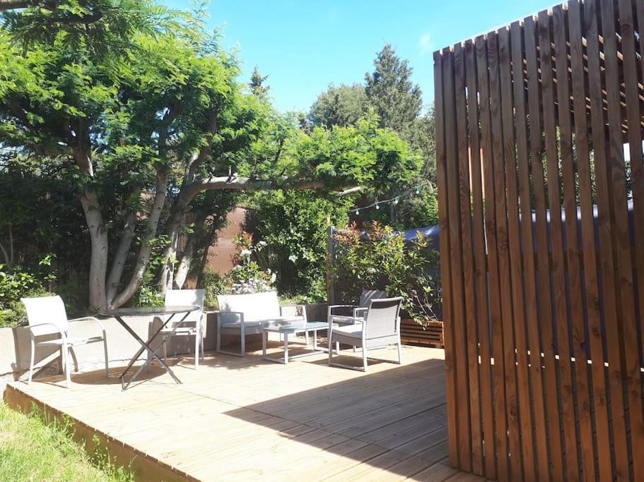 Joli Climatise Avec Jacuzzi Prive Et Entree Independante Appartement Fréjus